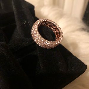 Beautiful rose gold filled zirconium diamond ring.